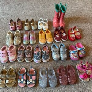 Toddler shoes size 6